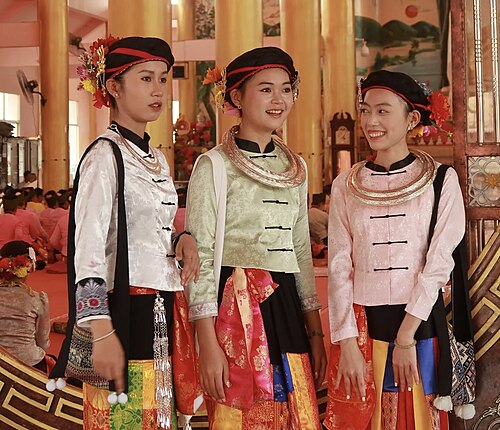 去英雄化午夜连映